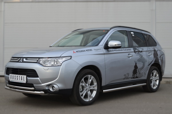     Mitsubishi Outlander 2012