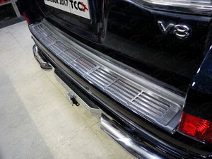 Накладка на задний бампер Toyota LC 200 Excalibur